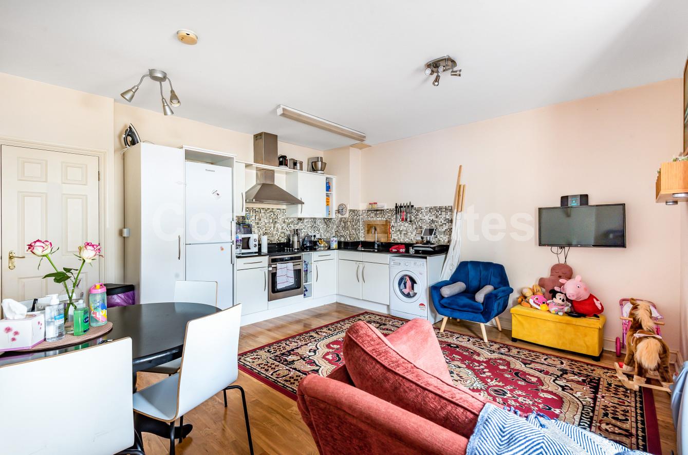 Monterey Close, Mill Hill